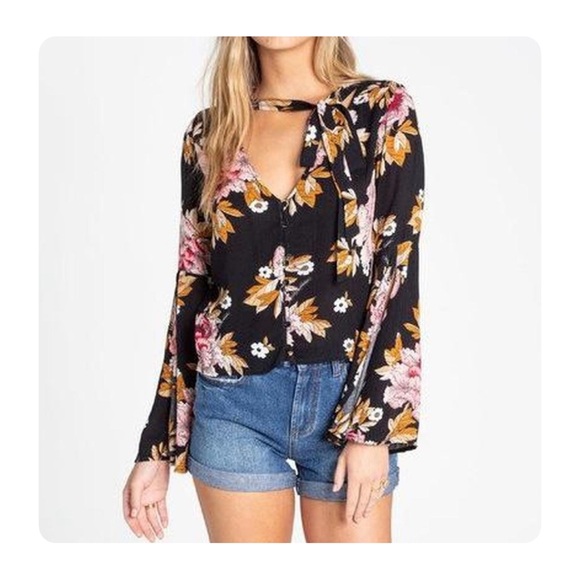 Billabong Tops - ★ Billabong Lust Linger Long Sleeve Blouse - Floral ★